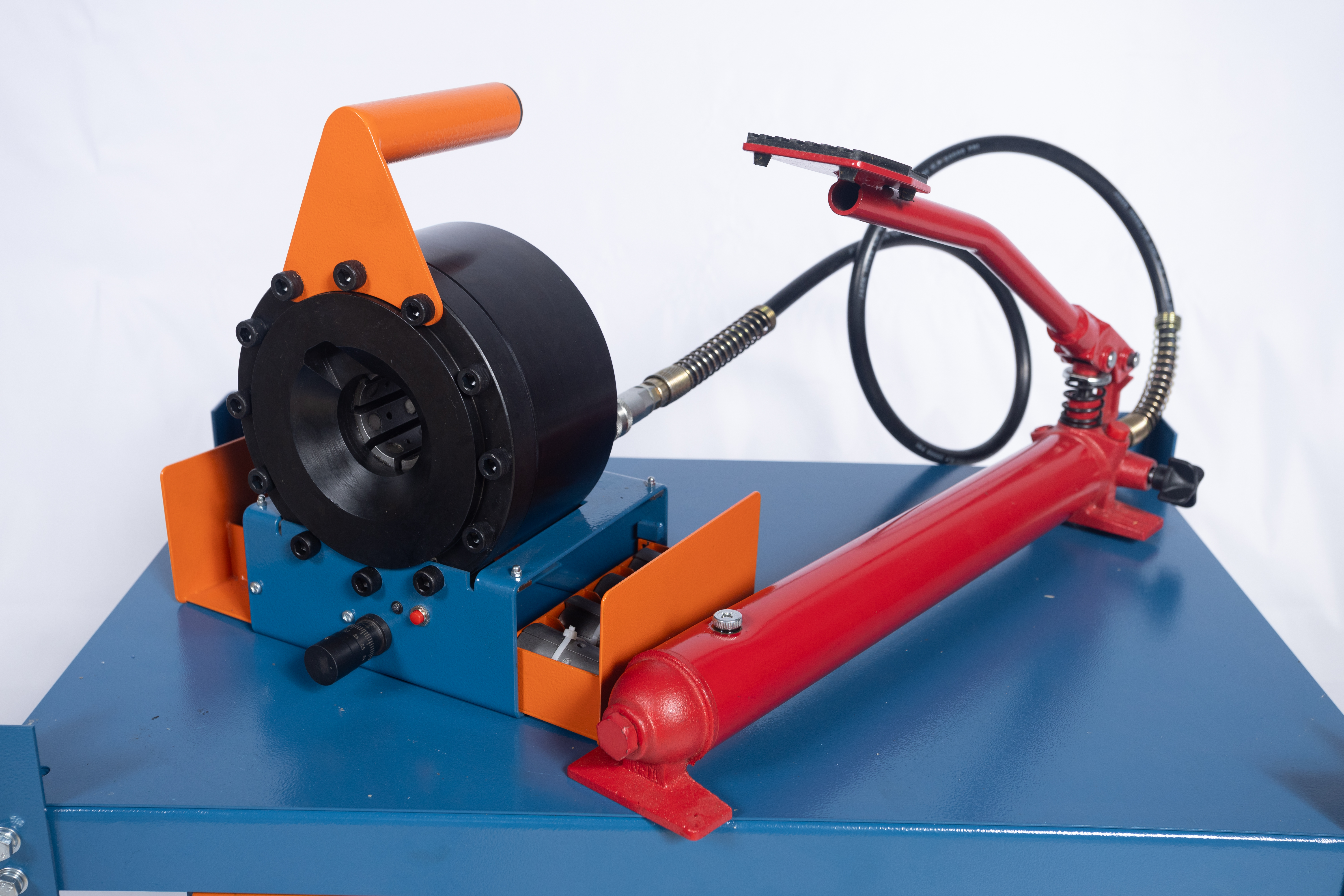 Переносной ручной обжимной станок РВД до 1 дюйма (25 мм) ножной насос