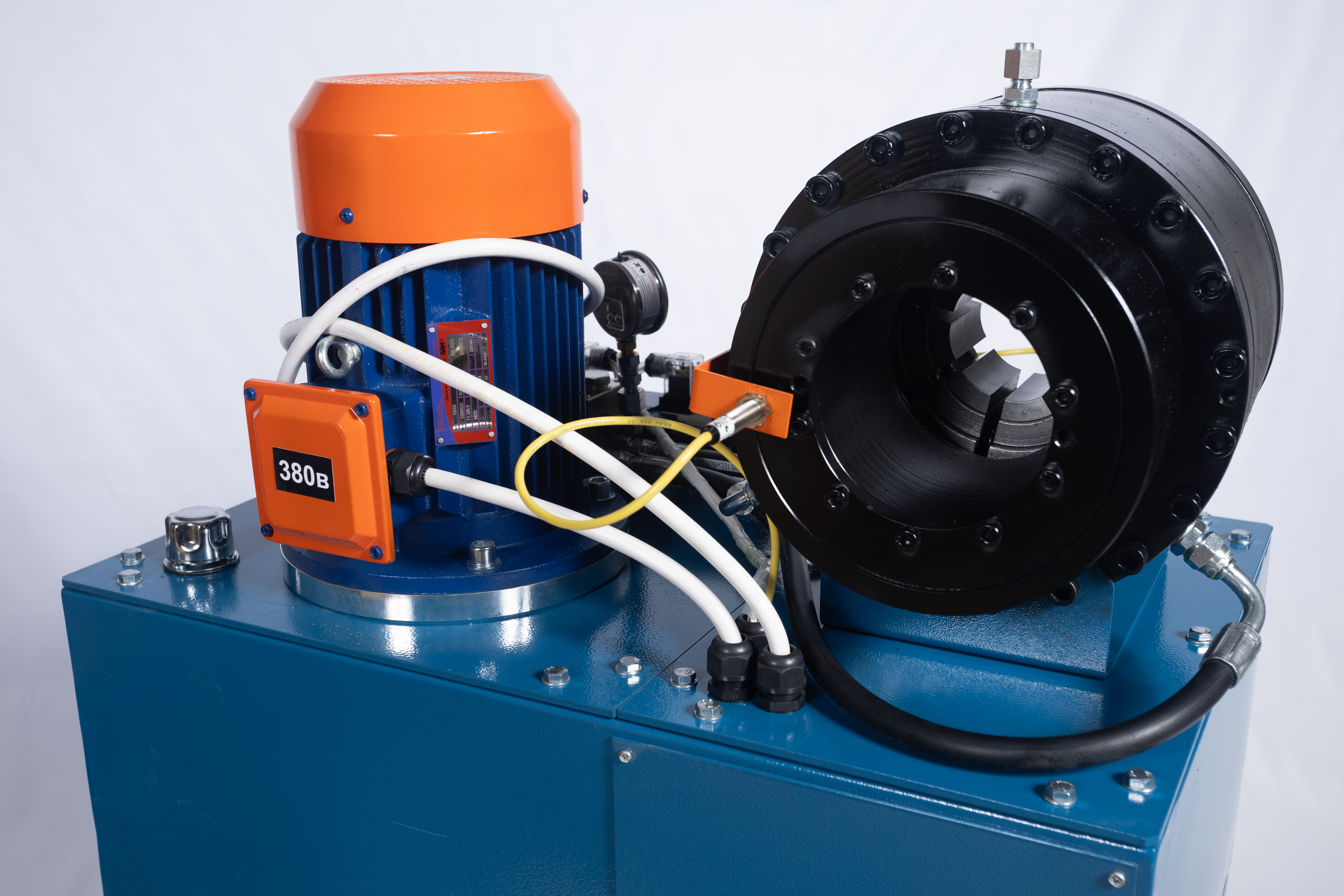 Обжимной станок вид сзади